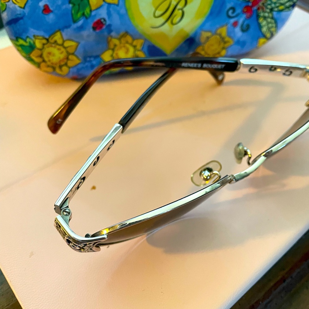 BRIGHTON  sun glasses  with original Brighton case